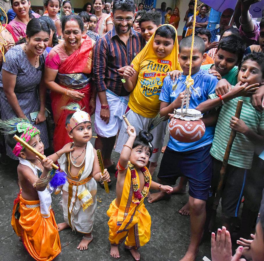 Krishna Janmashtami Festival 2023 Photos - Sakshi9