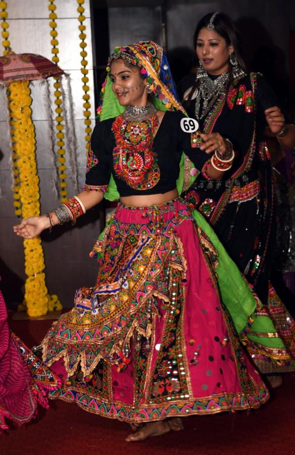 Dandiya Dance in Hyderabad Photos - Sakshi3