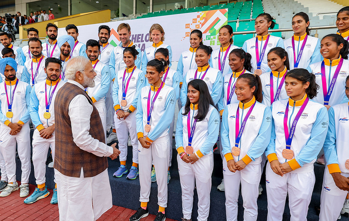 Prime Minister Narendra Modi meets with Asian Games medal winners - Sakshi5