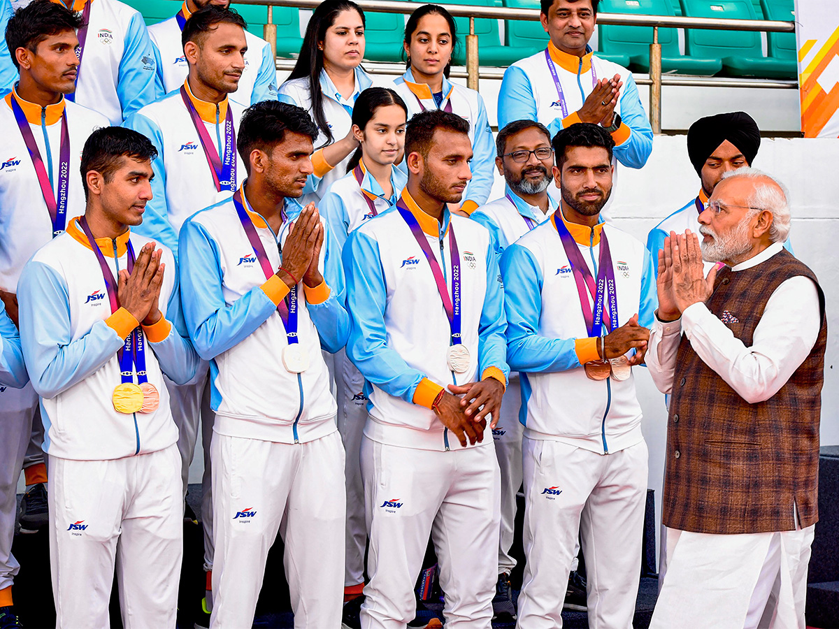 Prime Minister Narendra Modi meets with Asian Games medal winners - Sakshi6