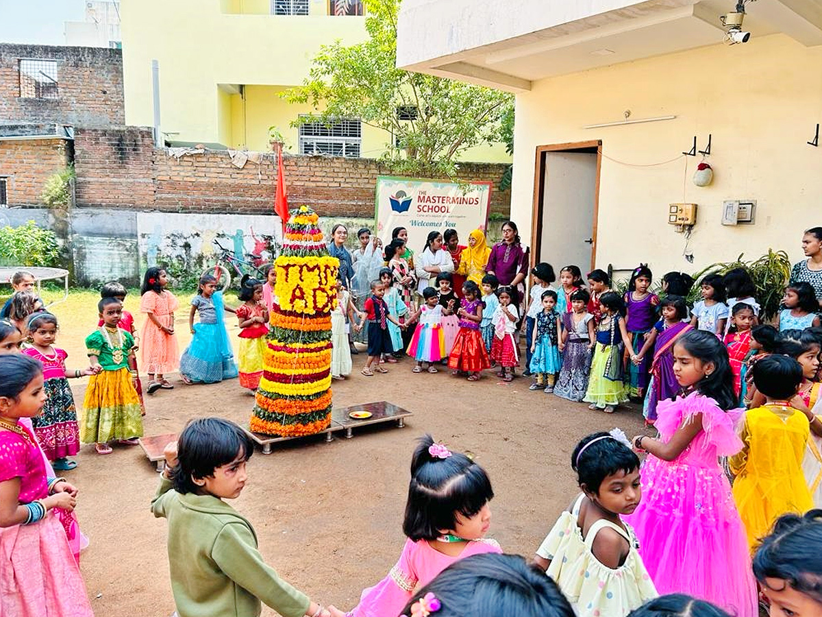 Bathukamma Celebrations IN Government Schools Photos - Sakshi2