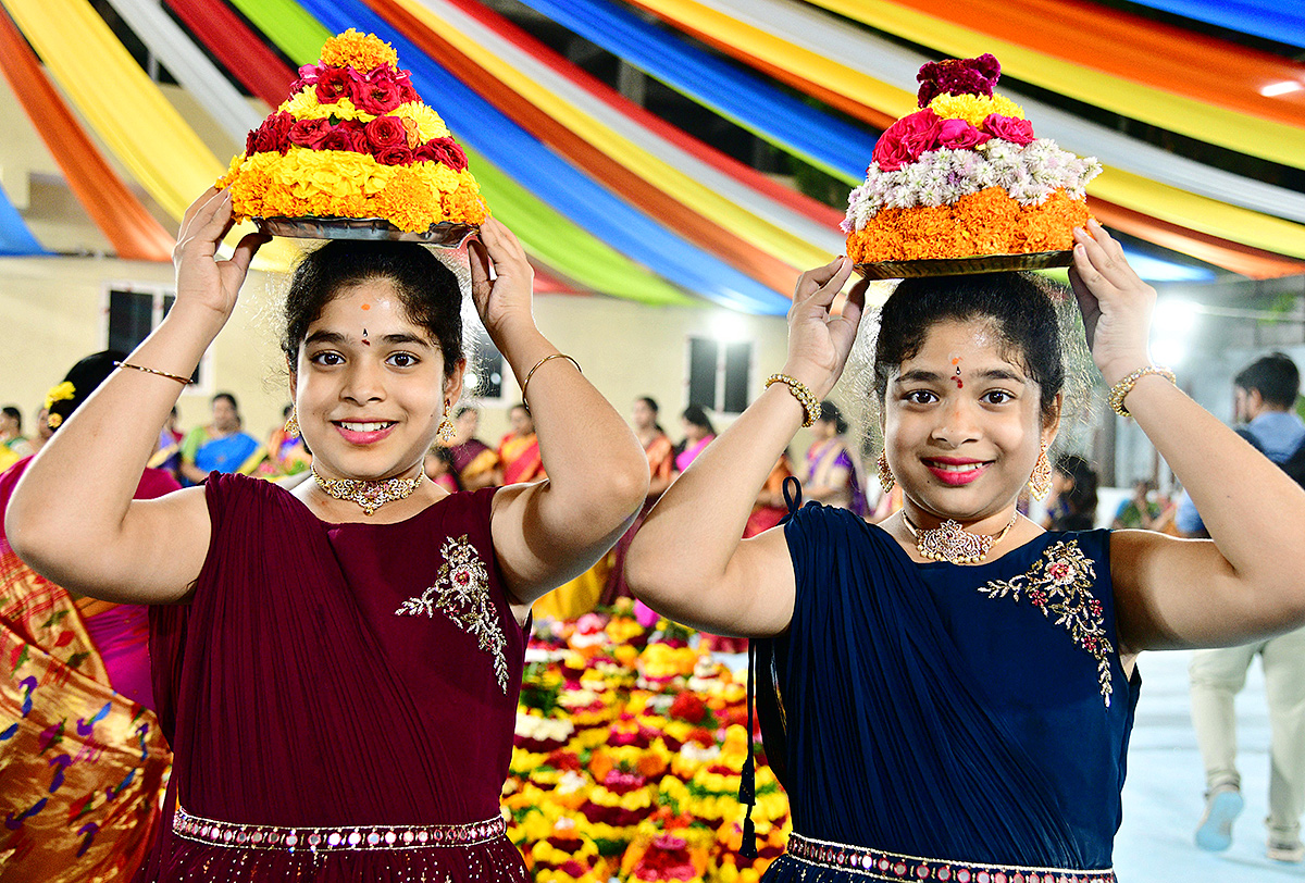 bathukamma celebrations in hyderabad - Sakshi14