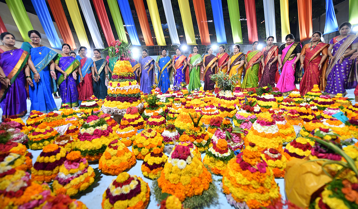 bathukamma celebrations in hyderabad - Sakshi20