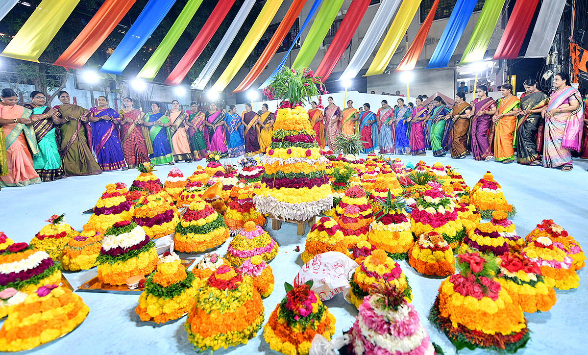 bathukamma celebrations in hyderabad - Sakshi21