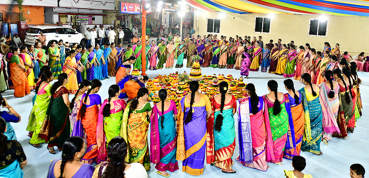 bathukamma celebrations in hyderabad - Sakshi7