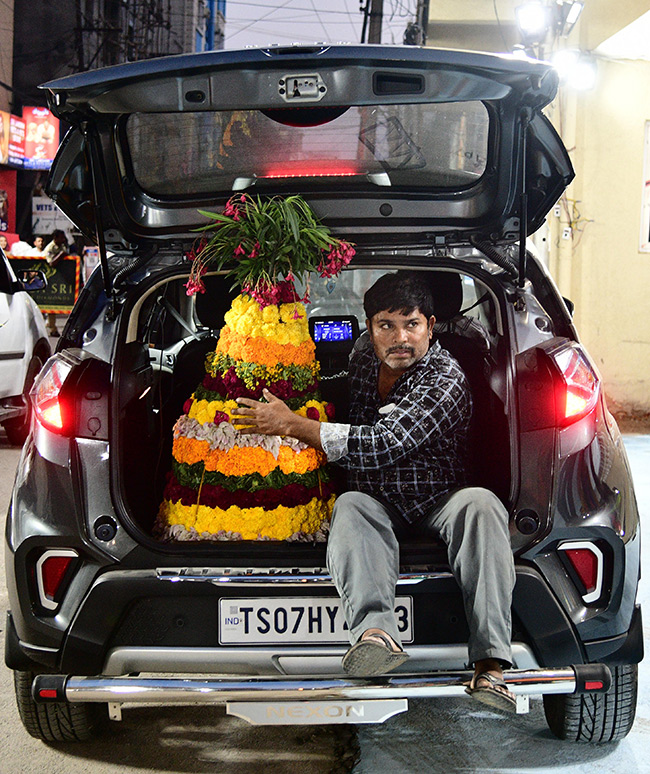 bathukamma celebrations in hyderabad - Sakshi8