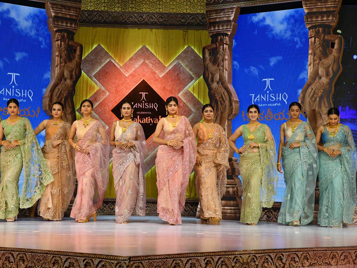 Tanishq Kakatiya Collection Launched in Hyderabad Photos - Sakshi4