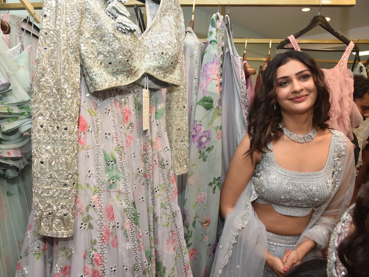 Payal Rajput Visited Designer Anusha Reddys Collections Store - Sakshi17