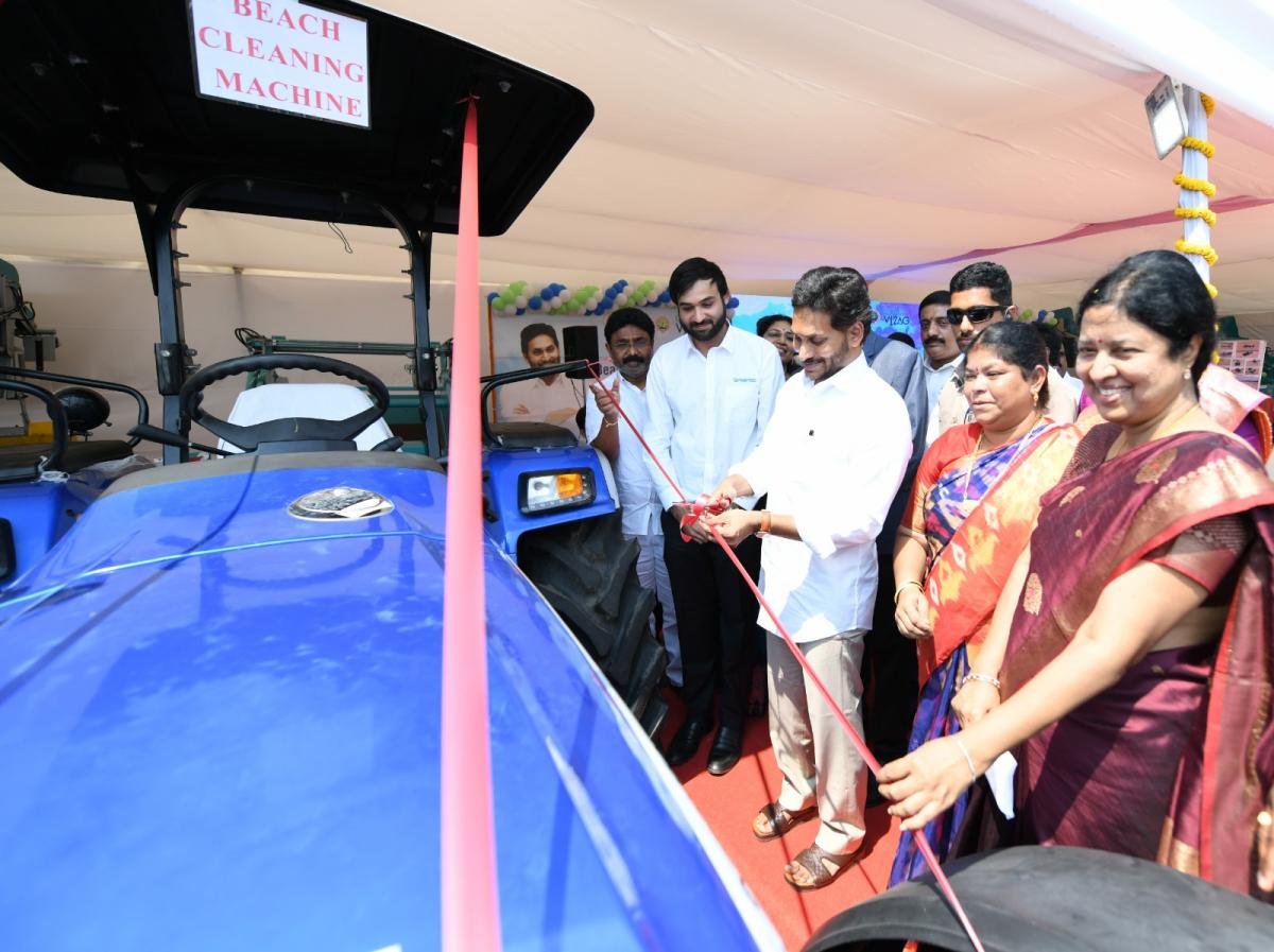 AP CM YS Jagan Vishakapatnam Anakapalle Tour Photos - Sakshi32