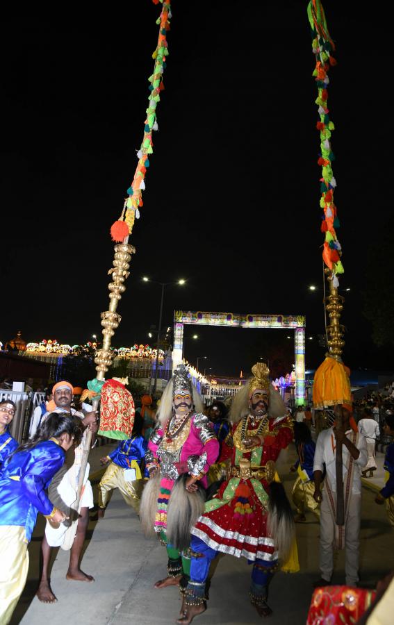 Tirumala Srivari Navaratri Brahmotsavam 2023 Hamsa Vahana Seva Photos - Sakshi28