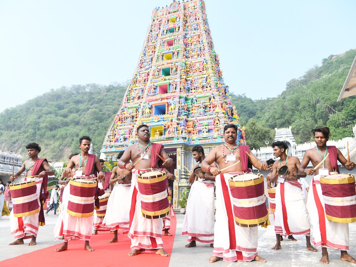 Dussehra Navratri Celebrations At Indrakiladri - Sakshi19