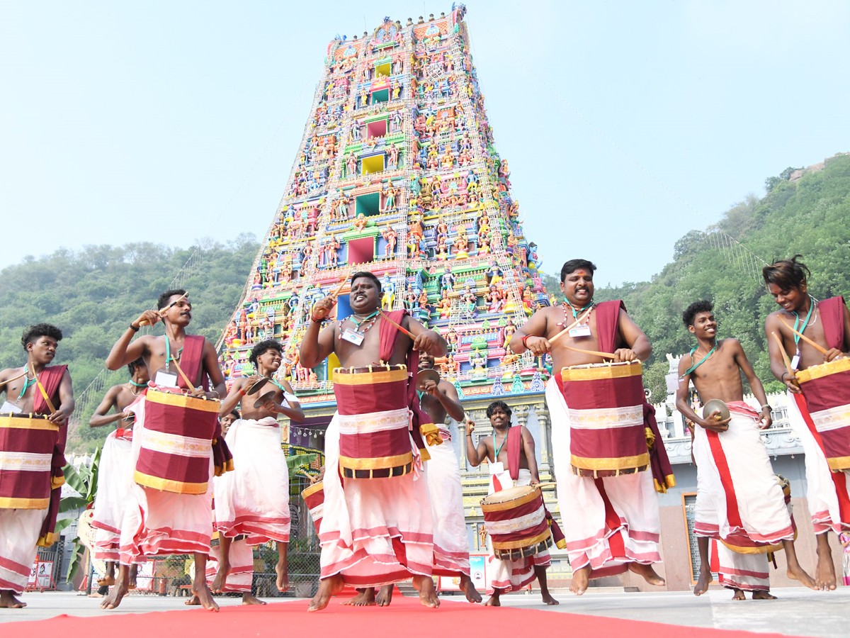 Dussehra Navratri Celebrations At Indrakiladri - Sakshi20