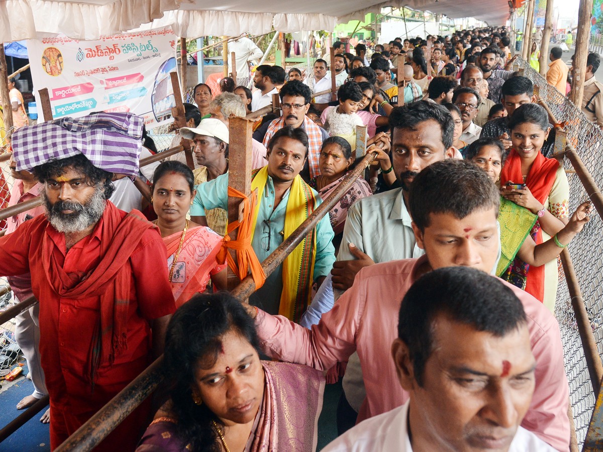 Dussehra Navratri Celebrations At Indrakiladri - Sakshi42