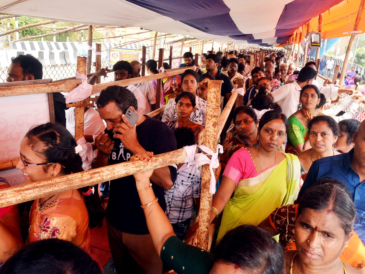 Dussehra Navratri Celebrations At Indrakiladri - Sakshi46