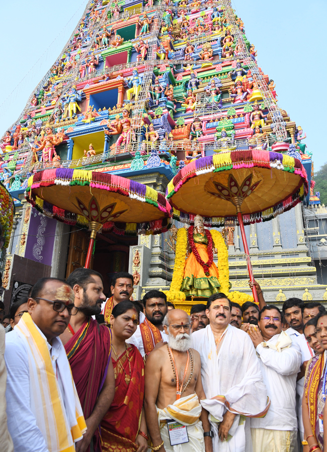 Dussehra Navratri Celebrations At Indrakiladri - Sakshi6