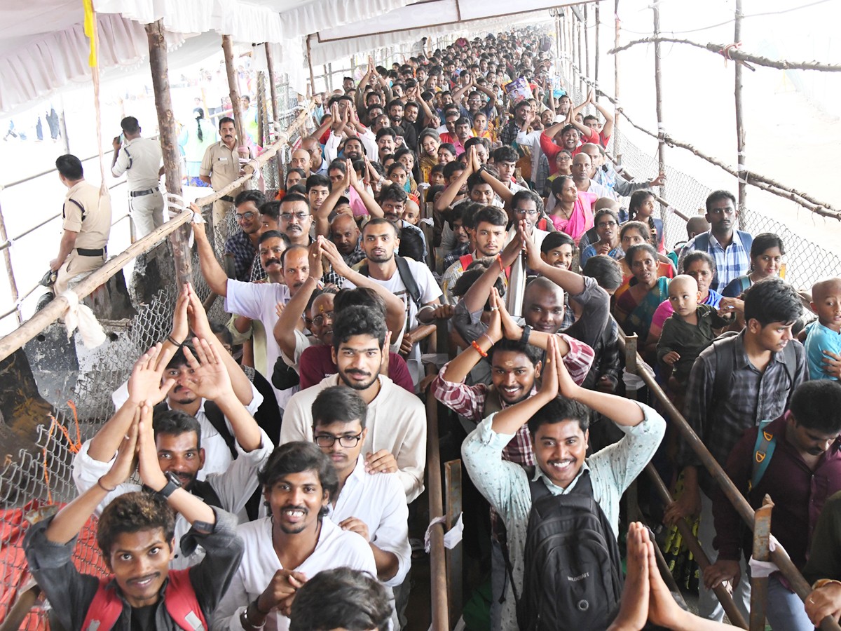 Dussehra Navratri Celebrations At Indrakiladri - Sakshi10