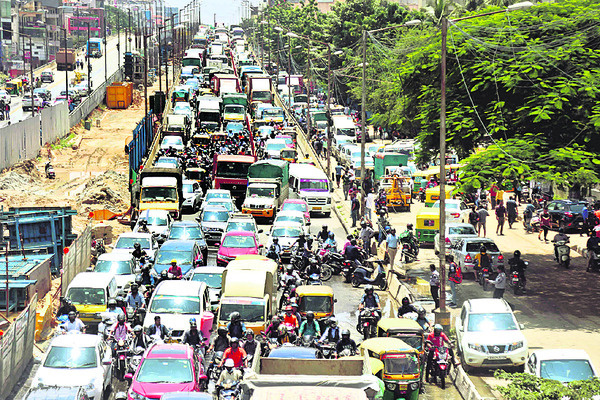 కన్నడ రాజధానిలో ట్రాఫిక్‌ దుస్థితి ఇది1