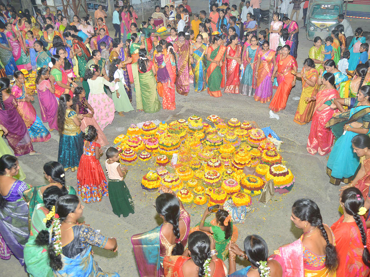 Bathukamma Celebrations Across Telangana State photos - Sakshi18