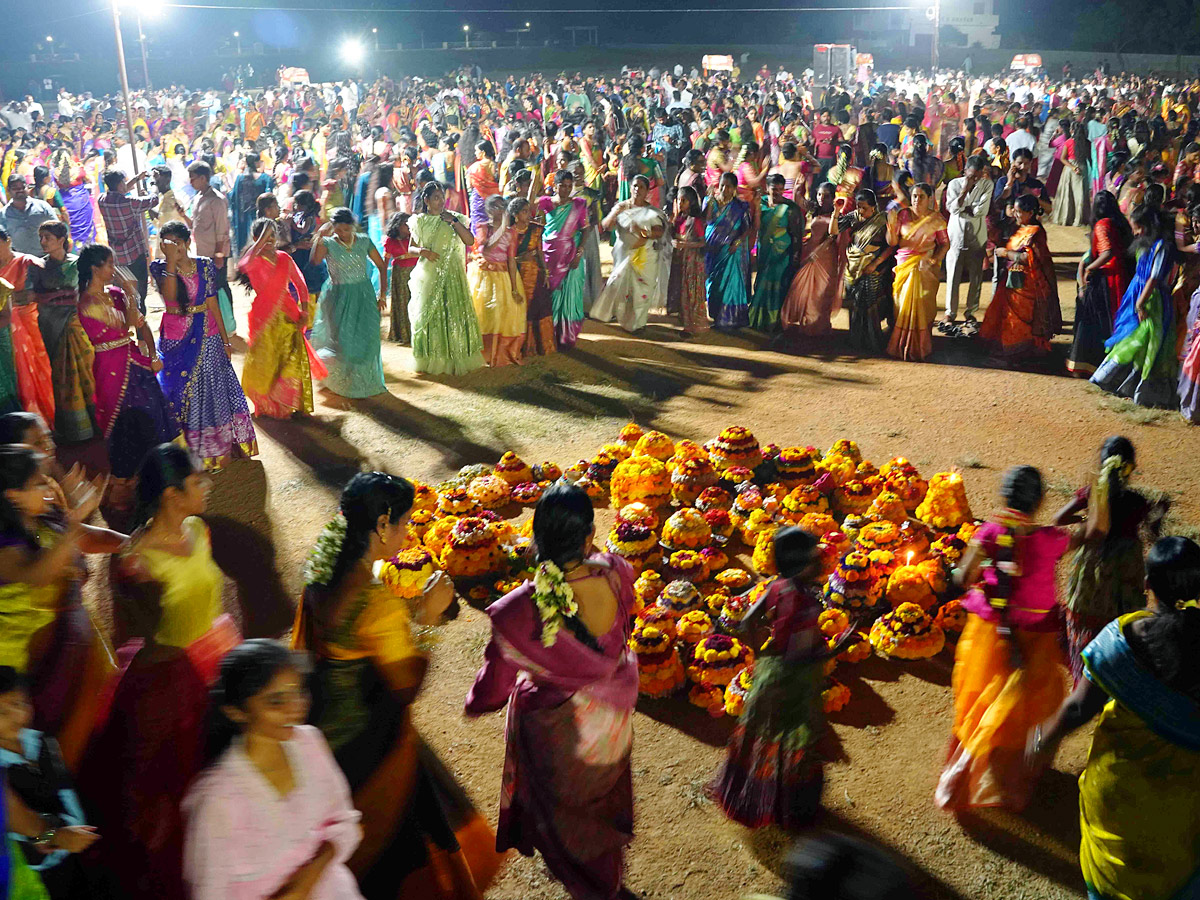 Bathukamma Celebrations Across Telangana State photos - Sakshi25