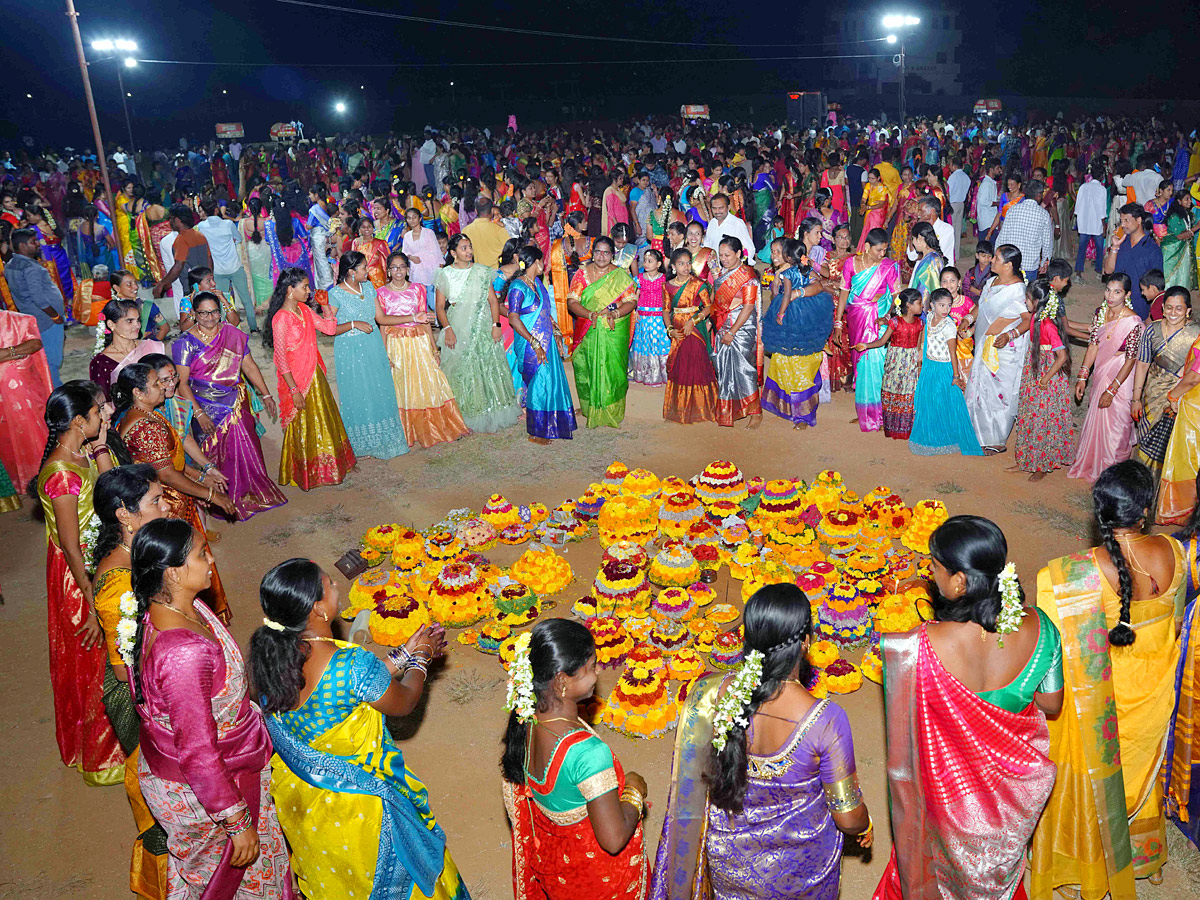 Bathukamma Celebrations Across Telangana State photos - Sakshi27