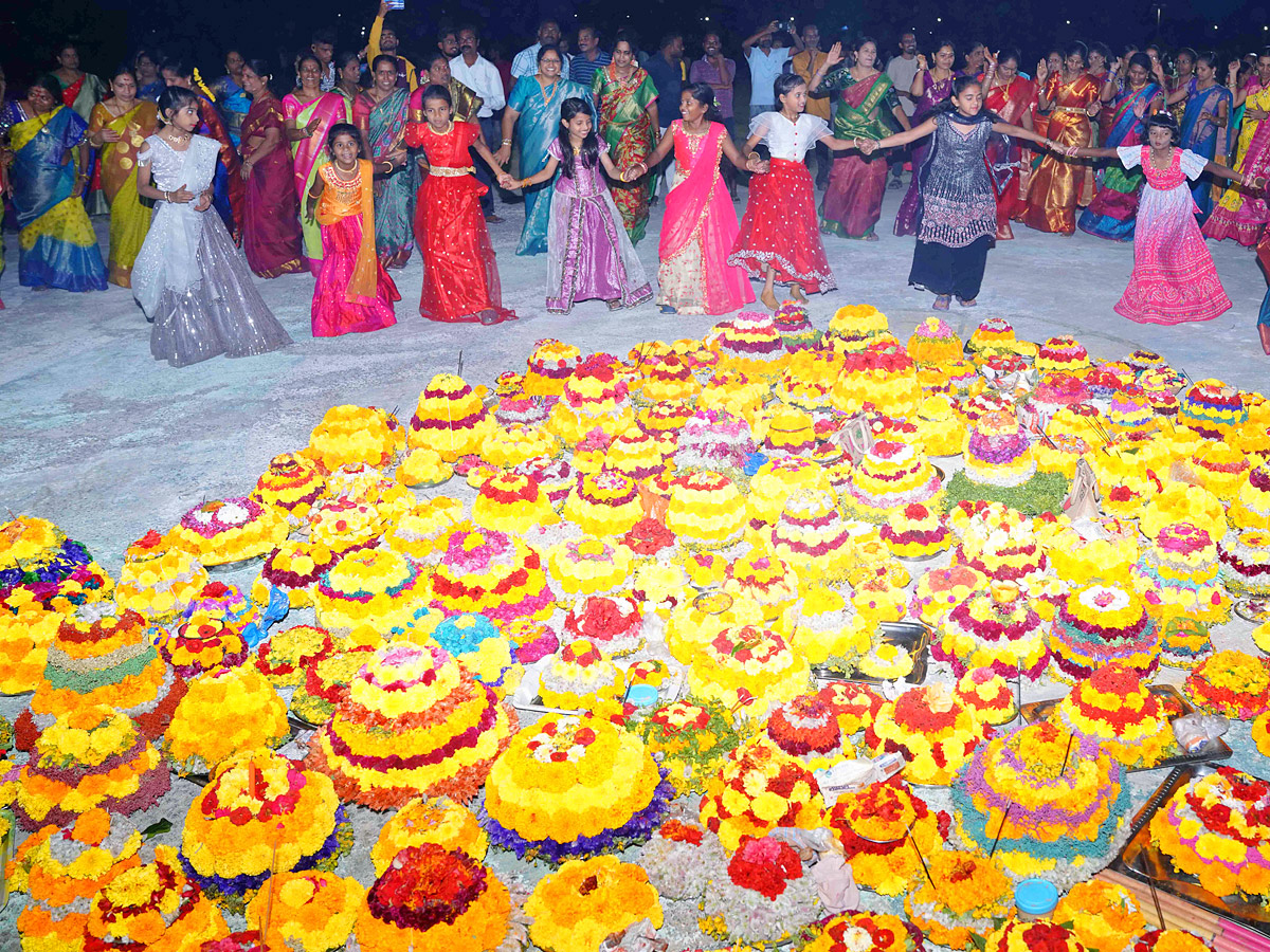 Bathukamma Celebrations Across Telangana State photos - Sakshi28