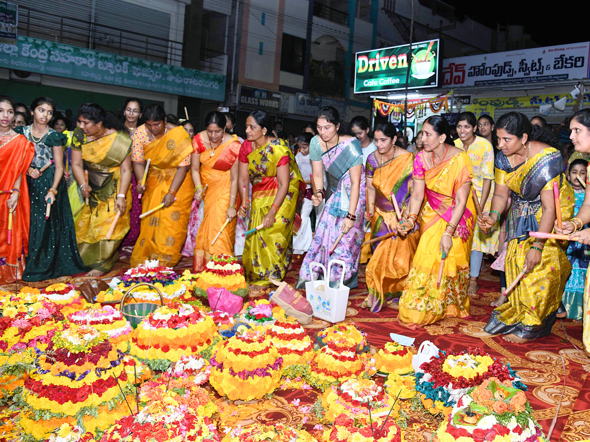 Bathukamma Celebrations Across Telangana State photos - Sakshi32