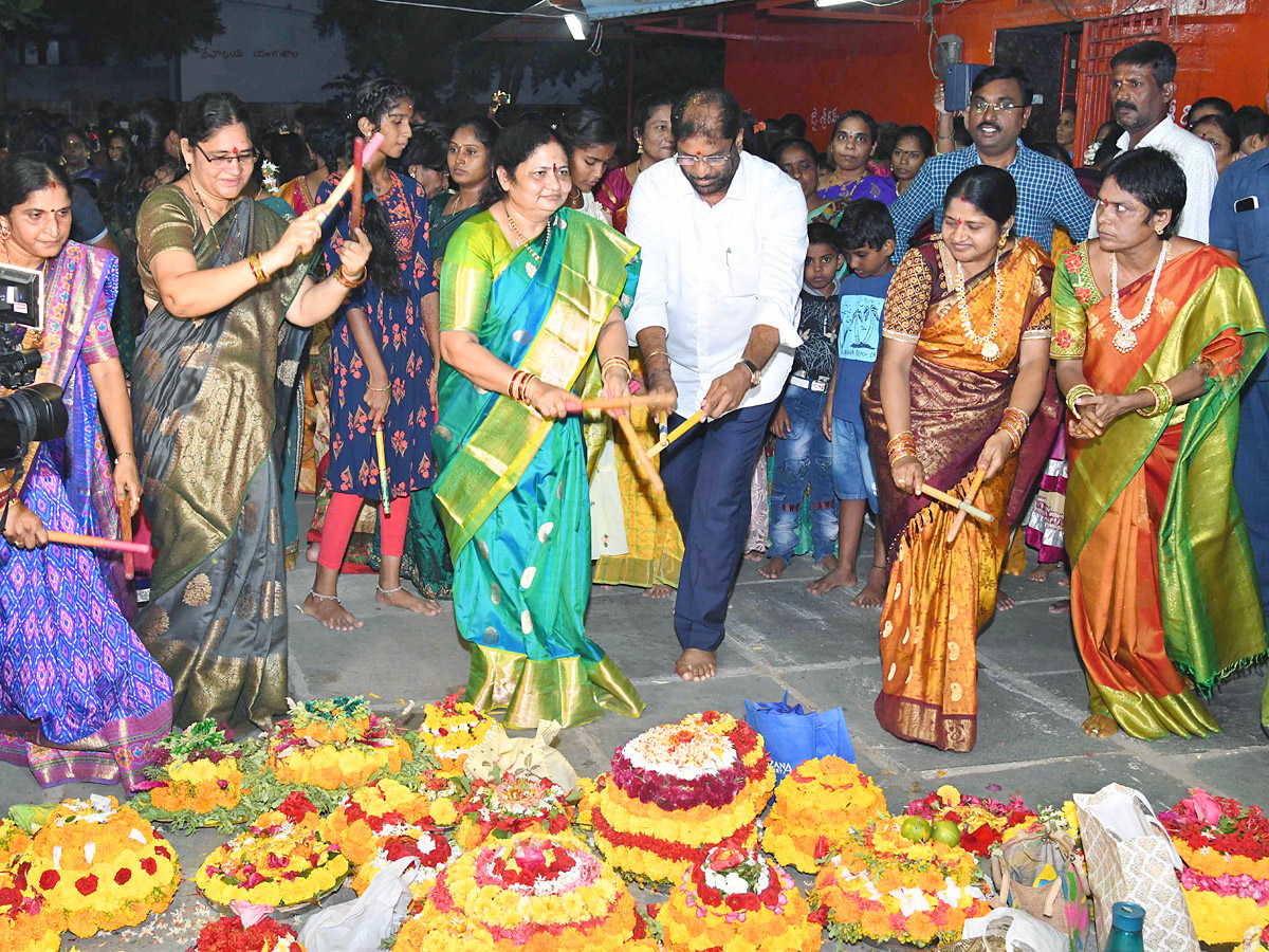 Bathukamma Celebrations Across Telangana State photos - Sakshi33