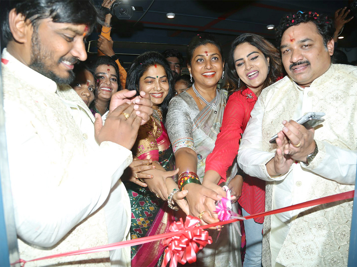 Roja Launches Mee Kadupuninda Restaurant Photos - Sakshi4