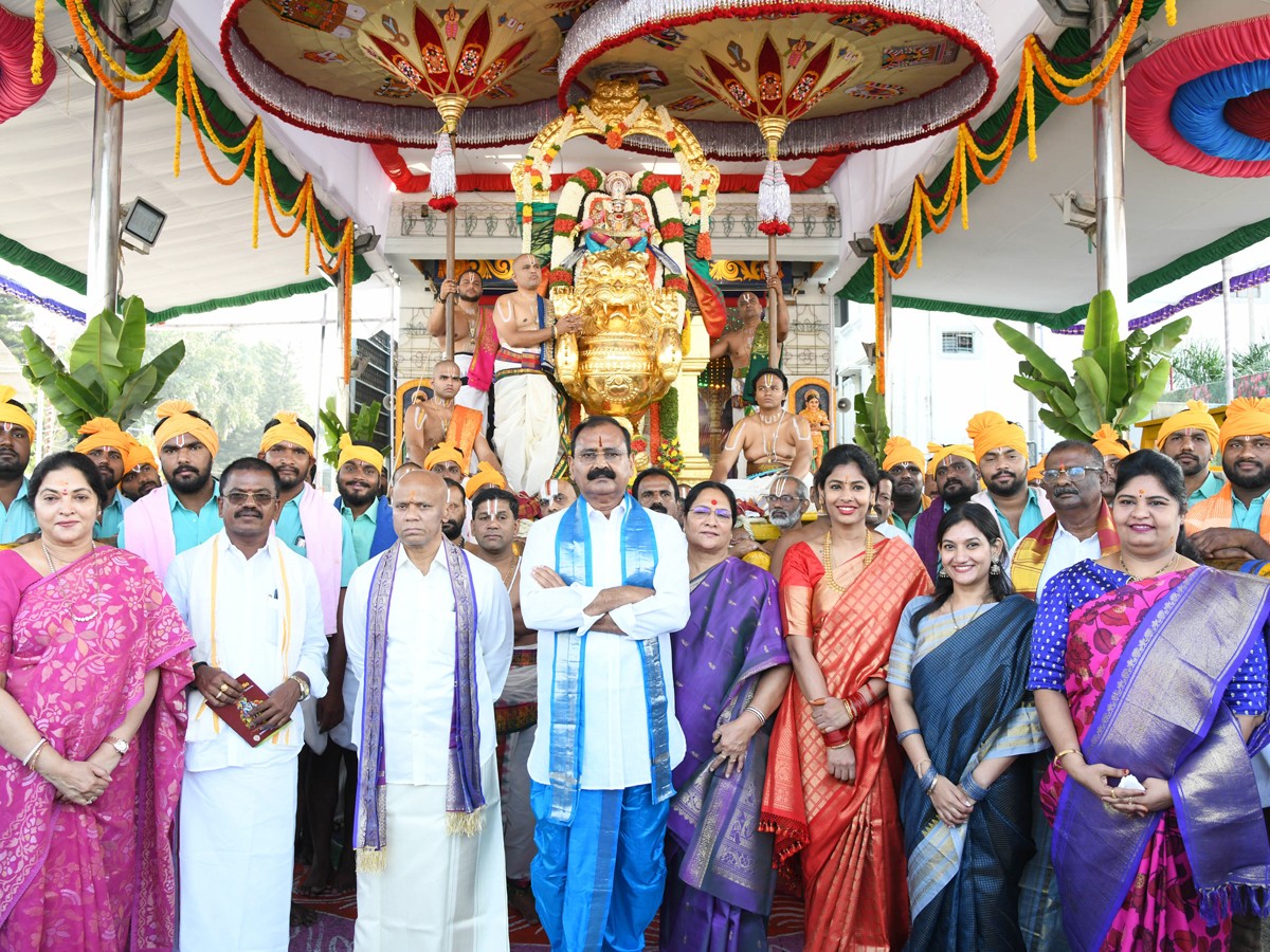 Tirumala Brahmotsavam: Sri Malayappaswamy On Simha Vahanam - Sakshi15