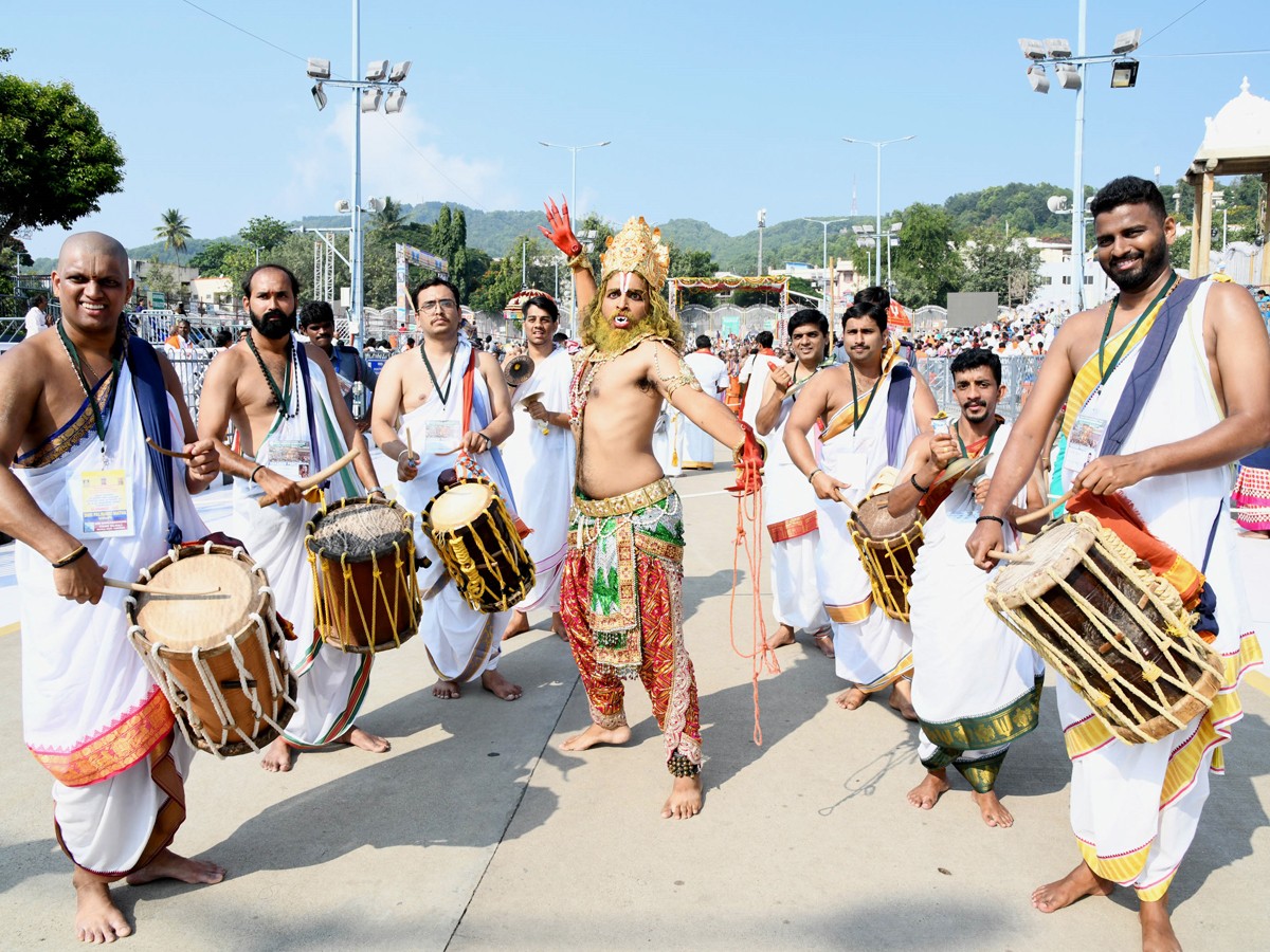 Tirumala Brahmotsavam: Sri Malayappaswamy On Simha Vahanam - Sakshi36