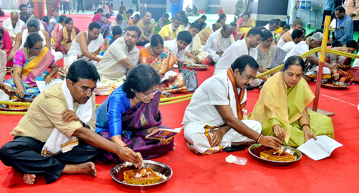 Vijayawada Indrakeeladri Dussehra Celebrations 2023 Photos - Sakshi40