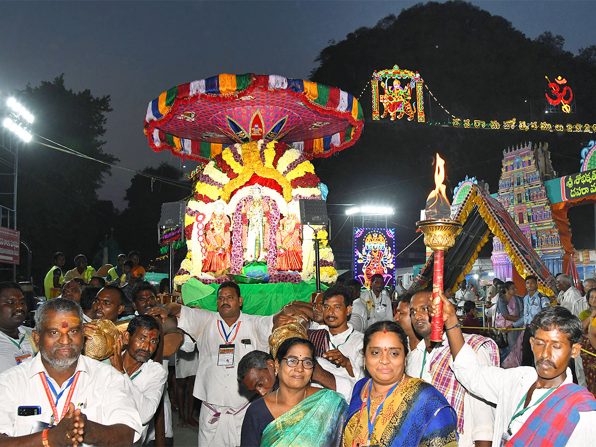 Vijayawada Indrakeeladri Dussehra Celebrations 2023 Photos - Sakshi48