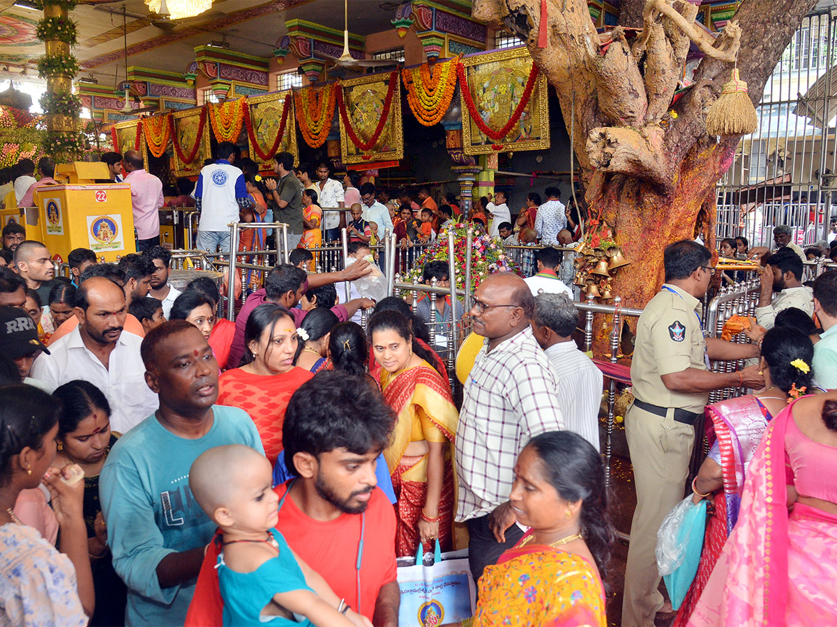 Vijayawada Indrakeeladri Dussehra Celebrations 2023 Photos - Sakshi7