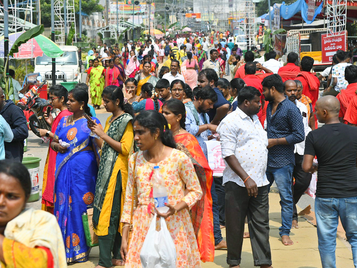 Indrakeeladri Dasara Navaratri Photos - Sakshi34