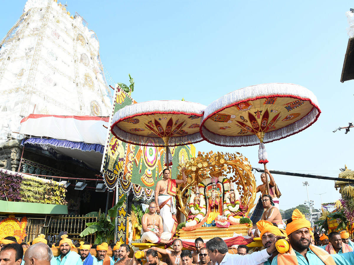 Sri Vari Navaratri Brahmotsavam 2023 Pictures  - Sakshi2