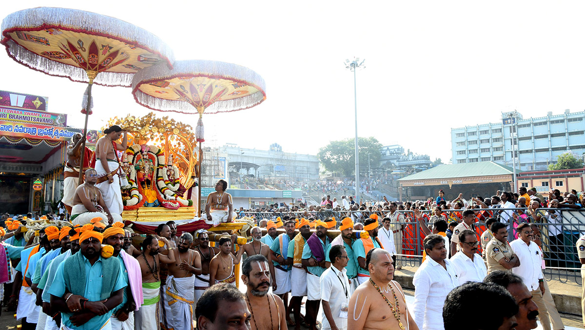 Sri Vari Navaratri Brahmotsavam 2023 Pictures  - Sakshi21