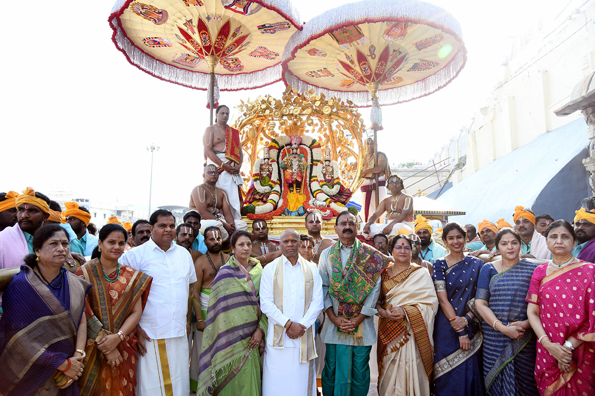 Sri Vari Navaratri Brahmotsavam 2023 Pictures  - Sakshi3