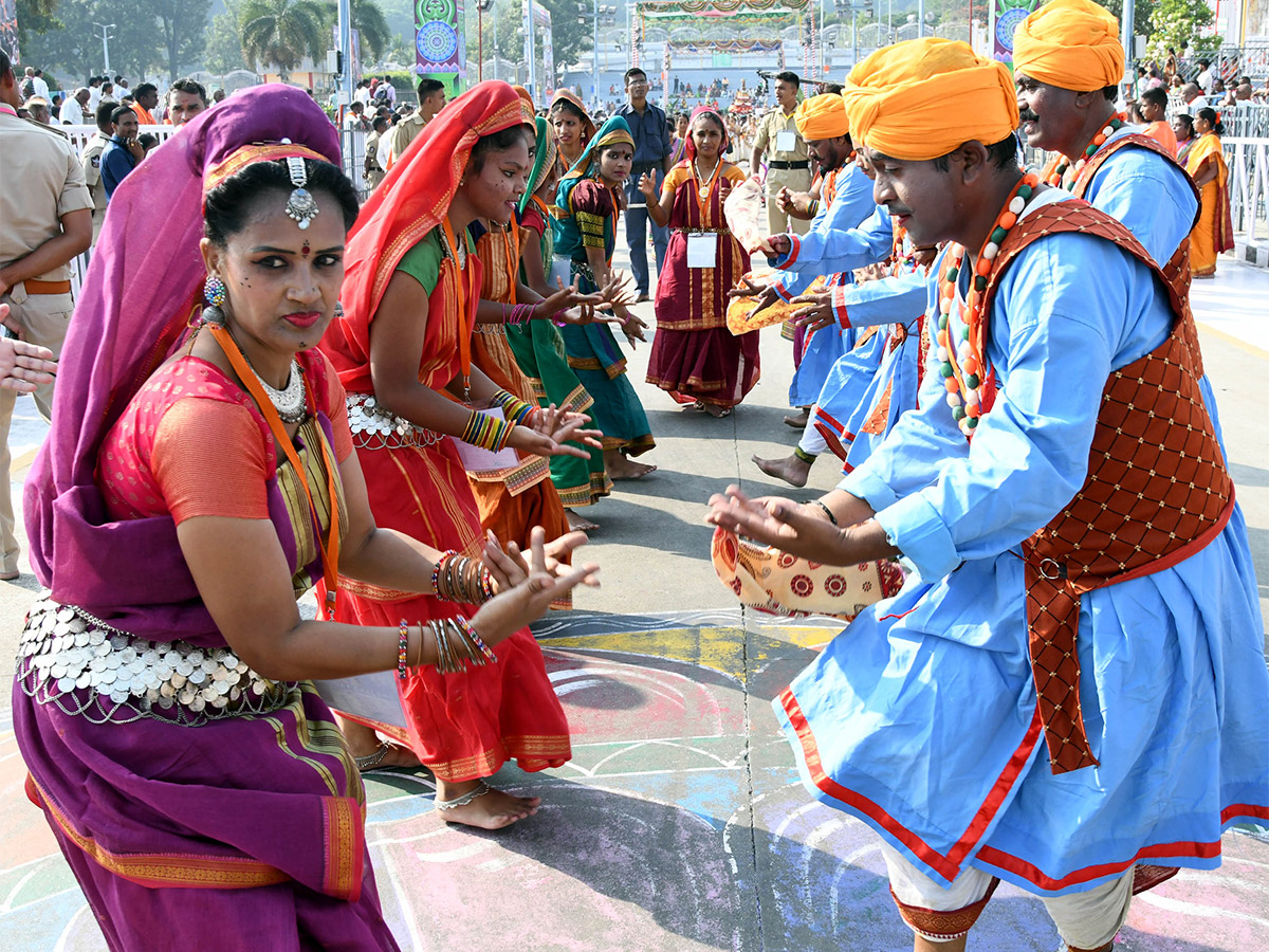 Sri Vari Navaratri Brahmotsavam 2023 Pictures  - Sakshi32