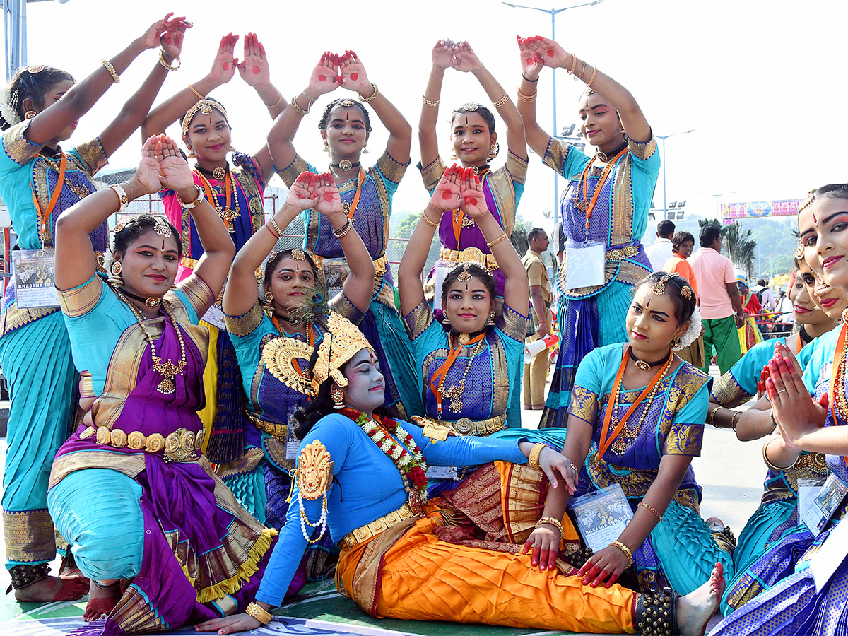 Sri Vari Navaratri Brahmotsavam 2023 Pictures  - Sakshi5