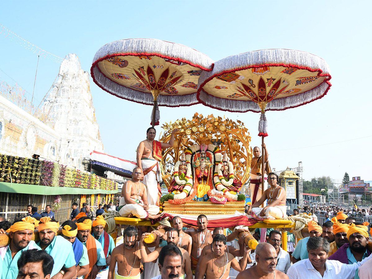 Sri Vari Navaratri Brahmotsavam 2023 Pictures  - Sakshi8