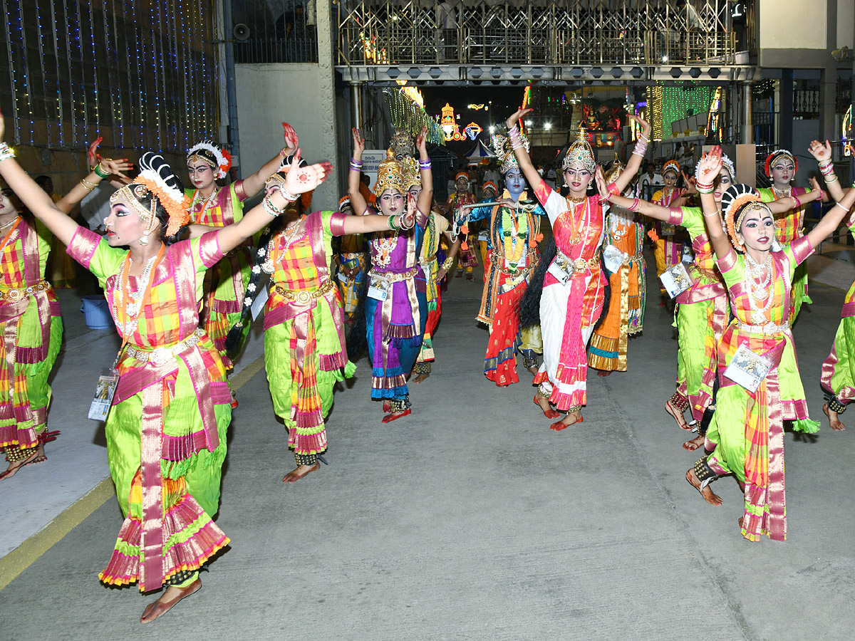 Tirumala Srivari Navaratri Brahmotsavam 2023 - Sarva Bhoopala Vahanam Photos - Sakshi22