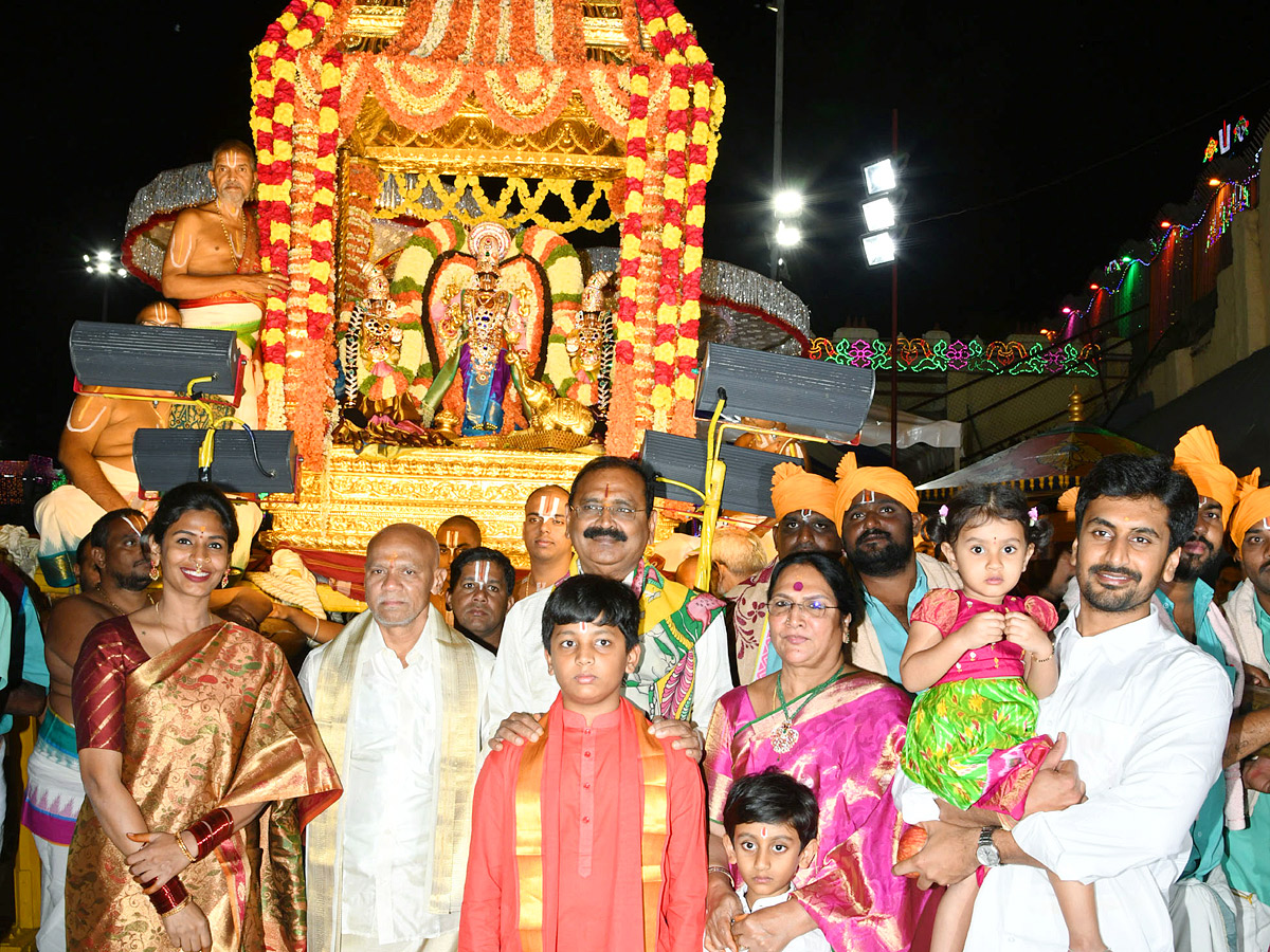 Tirumala Srivari Navaratri Brahmotsavam 2023 - Sarva Bhoopala Vahanam Photos - Sakshi7