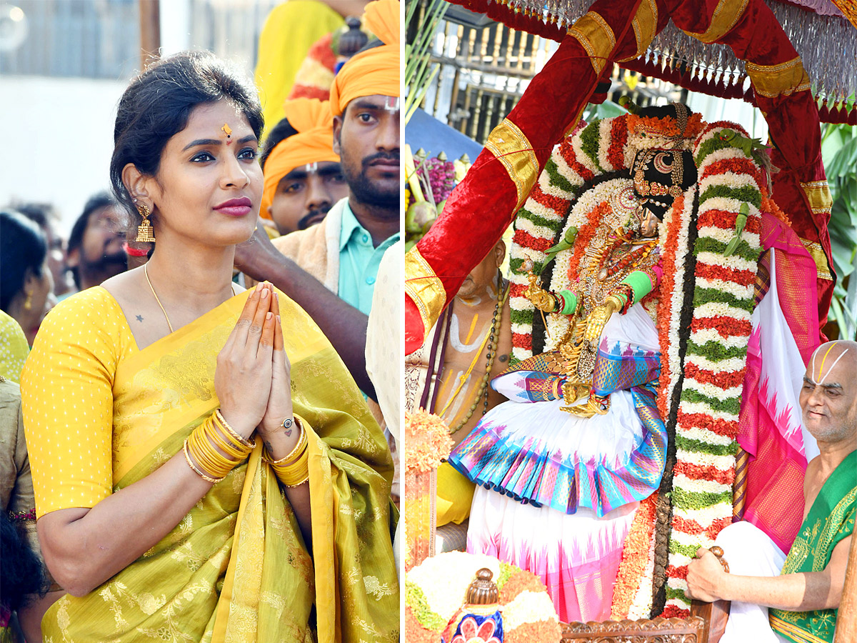 tirumala brahmothsavalu mohini avatharamu PHOTOS - Sakshi1