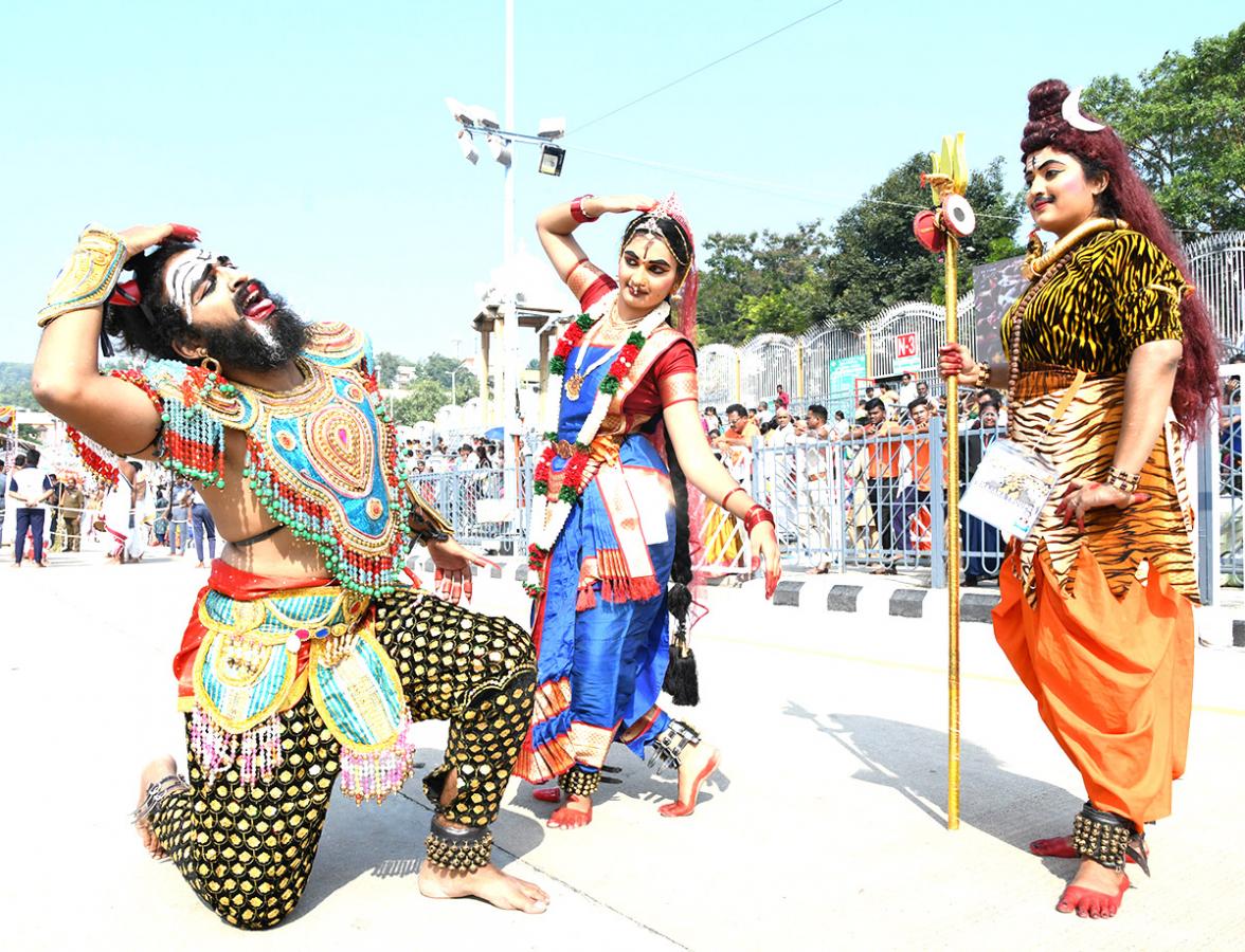 tirumala brahmothsavalu mohini avatharamu PHOTOS - Sakshi20