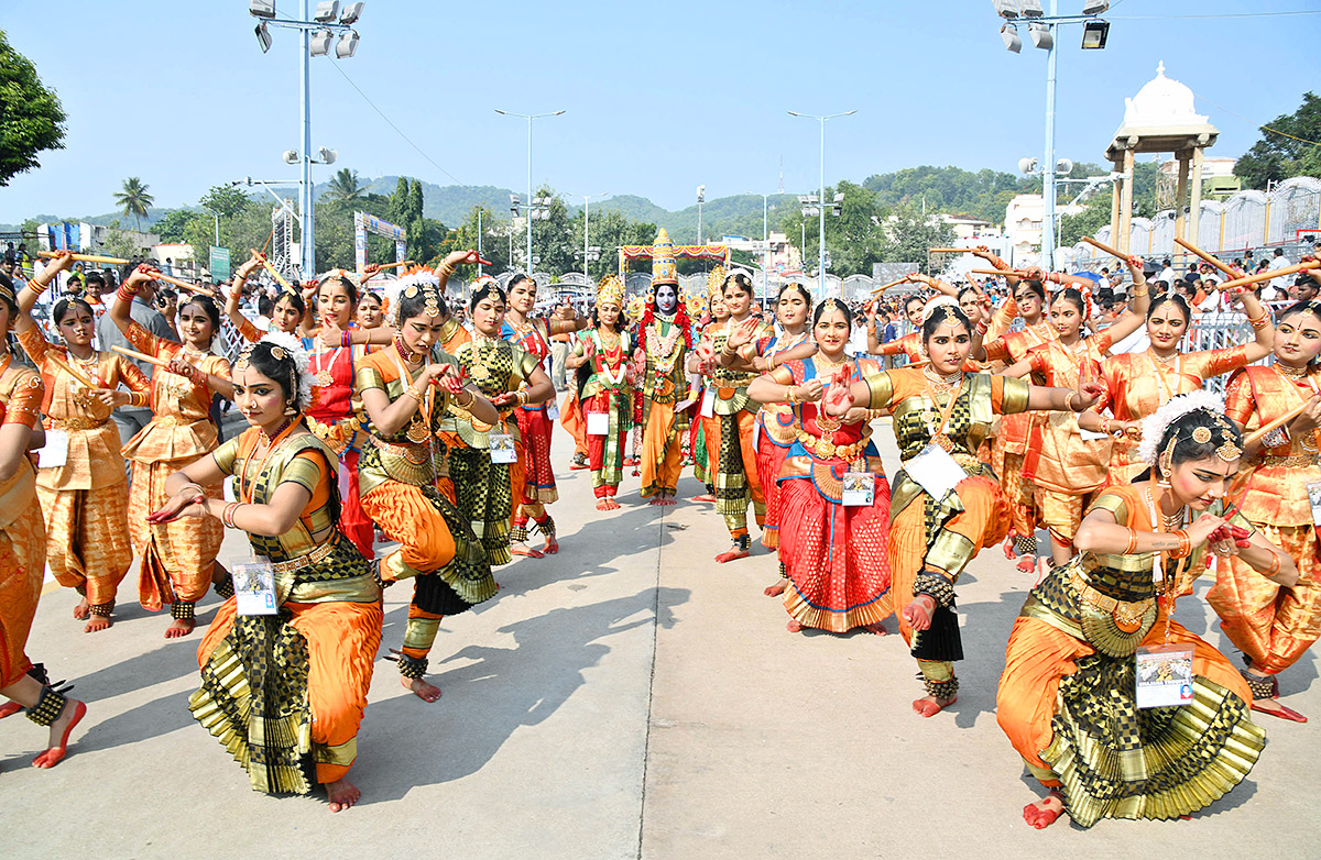 tirumala brahmothsavalu mohini avatharamu PHOTOS - Sakshi21