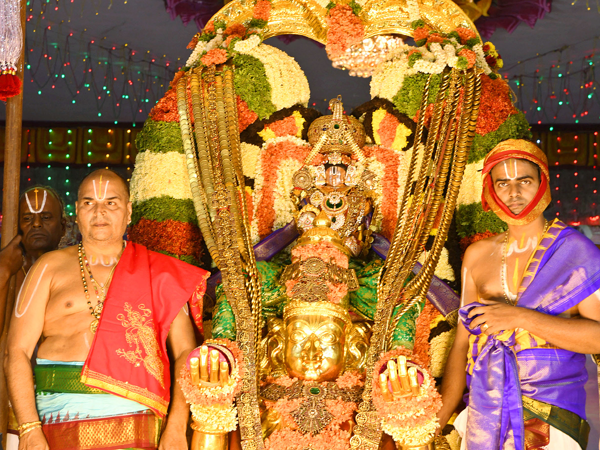 Tirumala Srivari Navaratri Brahmotsavam 2023 - Garuda Vahanam Photos - Sakshi2