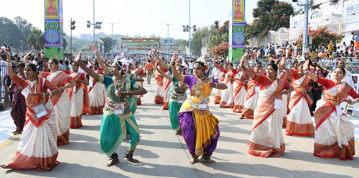 tirumala brahmothsavalu mohini avatharamu PHOTOS - Sakshi36