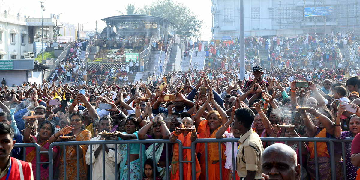 tirumala brahmothsavalu mohini avatharamu PHOTOS - Sakshi49