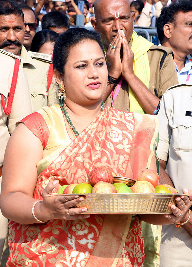 tirumala brahmothsavalu mohini avatharamu PHOTOS - Sakshi51