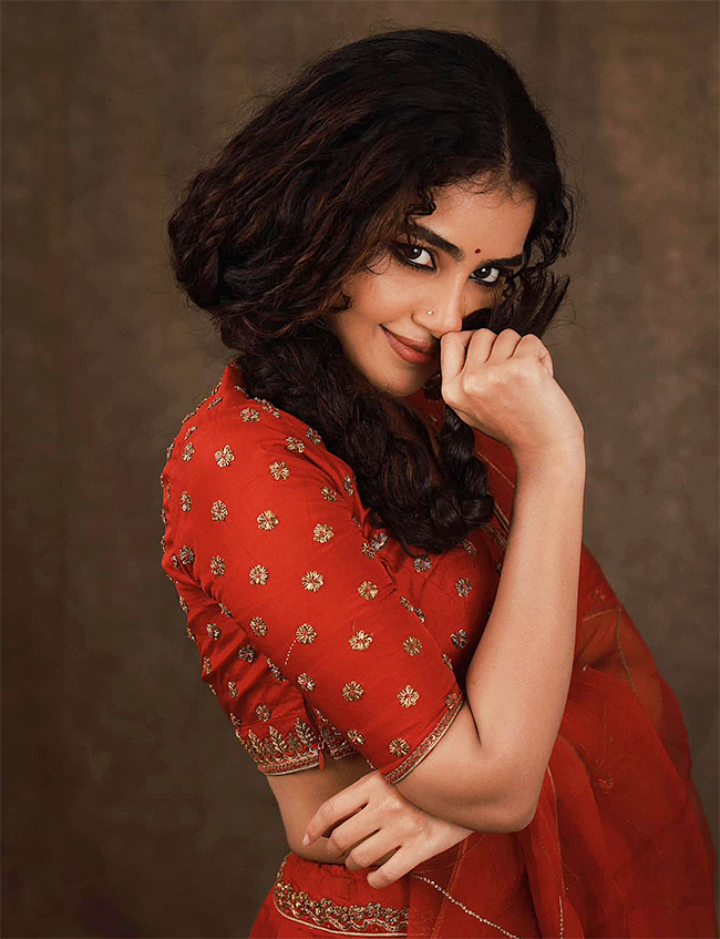 Latest photos of Anupama Parameswaran  - Sakshi12